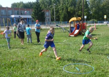 "Весёлые старты" и дискотека