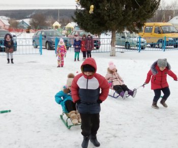 «Зимние забавы» в начальных классах